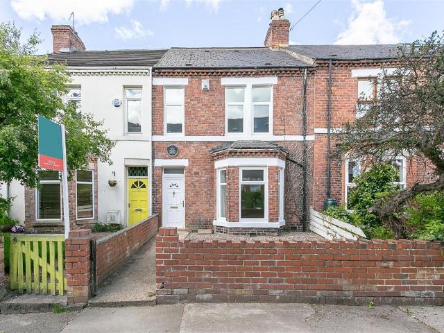 Kingsley Place, Heaton, Newcastle. 4 bed terraced house to rent £1,650 pcm £381 pw