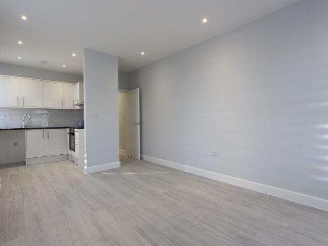 Kingsley Road, Maidstone ME15, Studio to rent, £820 pcm | PrimeLocation