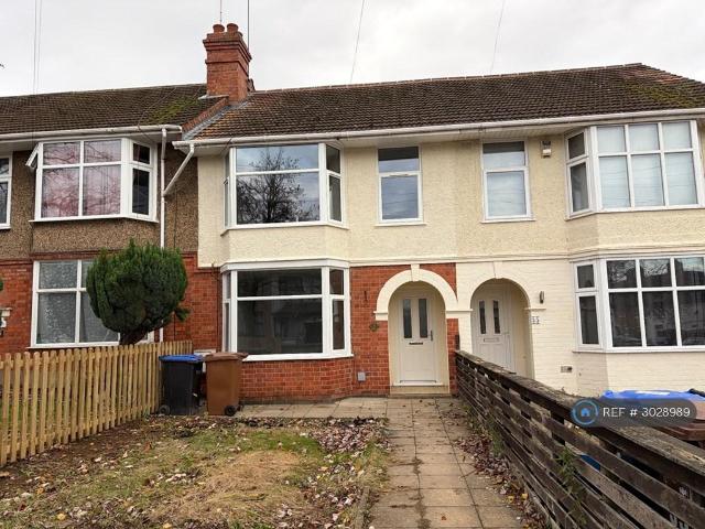 Kingsley Road, Northampton, NN2 3 bed semi detached house to rent £1,600 pcm £369 pw