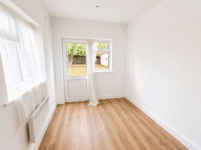 Kingsley Road, Hounslow TW3, Studio to rent, £900 pcm | PrimeLocation