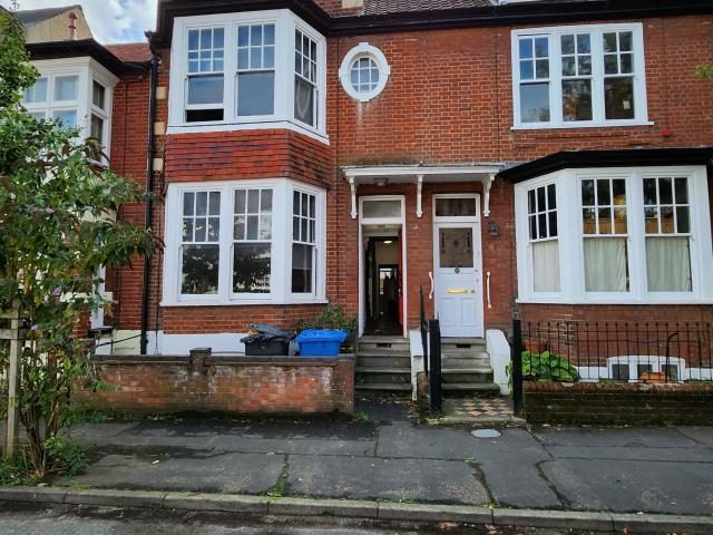 Kingsley Road Rm5
