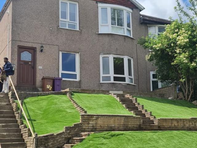 Kingspark, Curtis Avenue, Unfurnished G44, 3 bed cottage to rent, £910 pcm | PrimeLocation