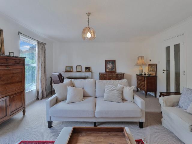 Kingsridge, London SW19, 4 bed town house to rent, £4,500 pcm | PrimeLocation