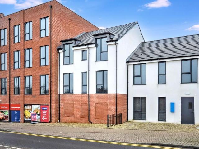 Kingsthorpe Grove, Kingsthorpe NN2, 1 bed flat to rent, £895 pcm | PrimeLocation