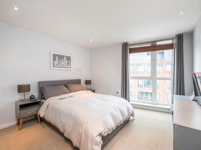 Kingston Upon Thames, Surrey KT2, 2 bed flat to rent, £2,250 pcm | PrimeLocation