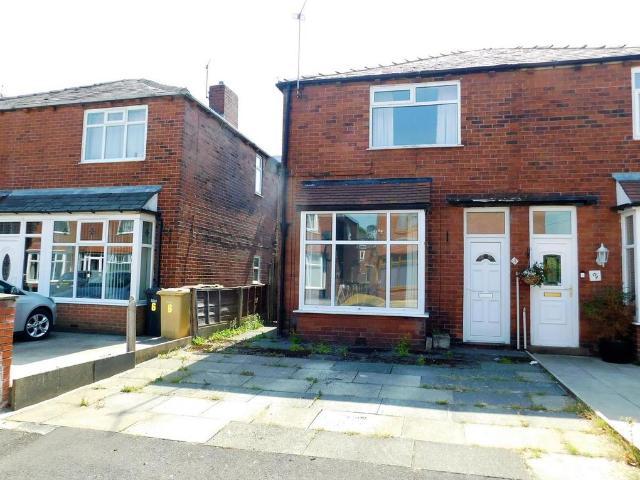 Kingston Avenue, Bolton 3 bed semi detached house to rent £995 pcm £230 pw