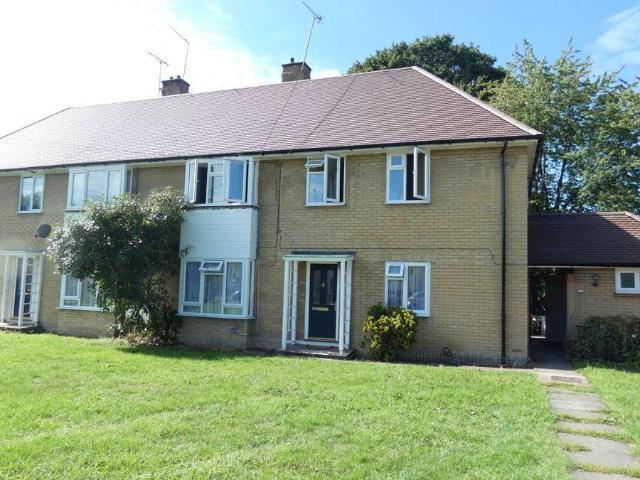 Kingston Avenue, East Horsley, Leatherhead KT24, 2 bed maisonette to rent, £1,650 pcm | PrimeLocation