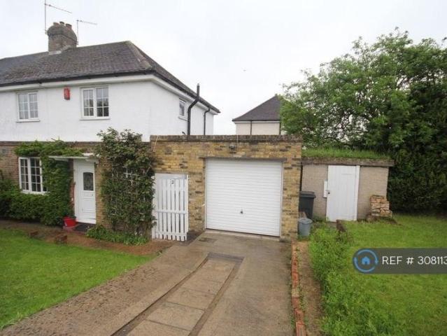 Kingston Avenue, West Drayton, UB7 3 bed semi detached house to rent £2,300 pcm £531 pw