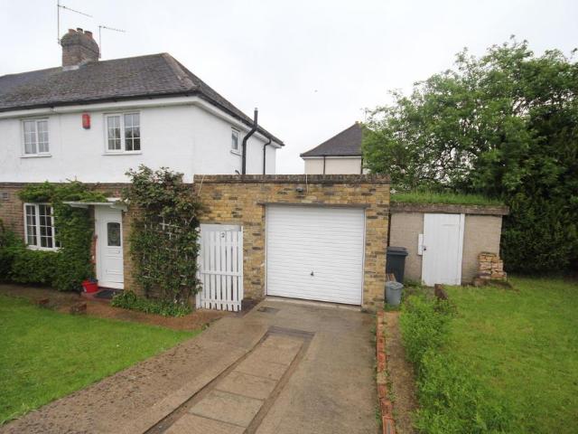 Kingston Avenue, Yiewsley, UB7 3 bed house to rent £2,300 pcm £531 pw