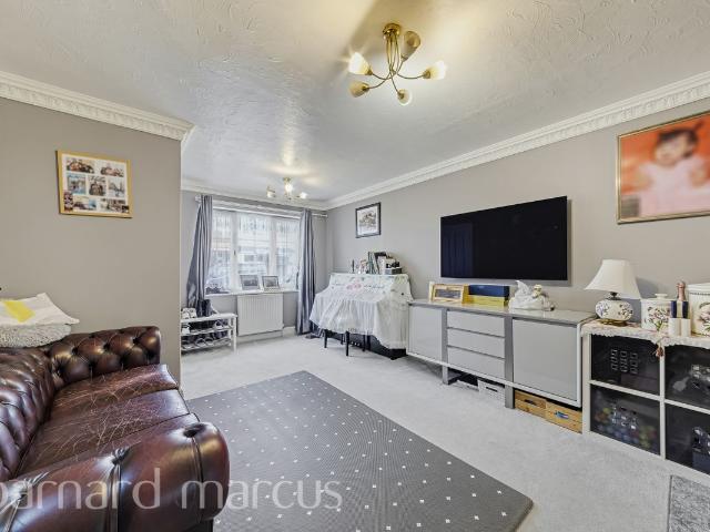 Kingston Road, New Malden KT3, 3 bed detached house to rent, £2,750 pcm | PrimeLocation
