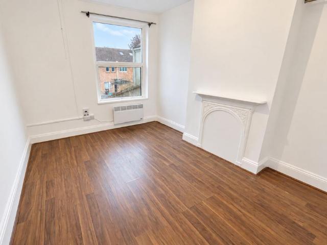 Kingston Road, BS3 1 bed in a house share to rent £650 pcm £150 pw