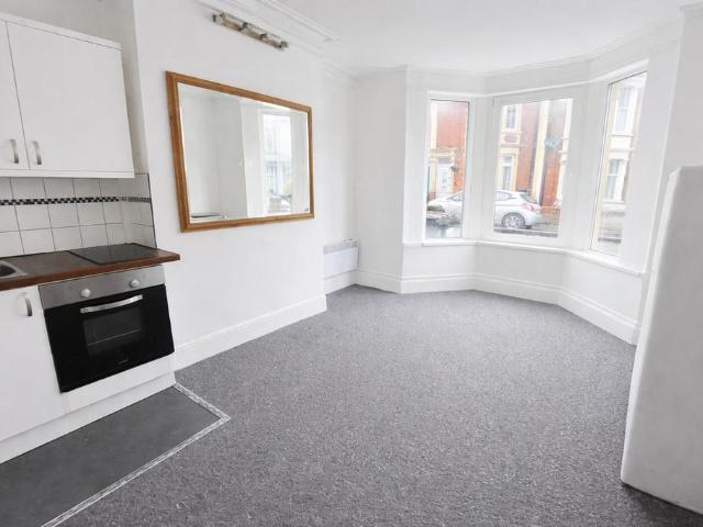 Kingston Road, BS3 1 bed in a house share to rent £750 pcm £173 pw