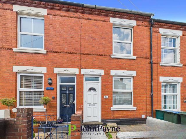 Kingston Road, Earlsdon, Coventry, CV5 2 bed terraced house to rent £1,025 pcm £237 pw