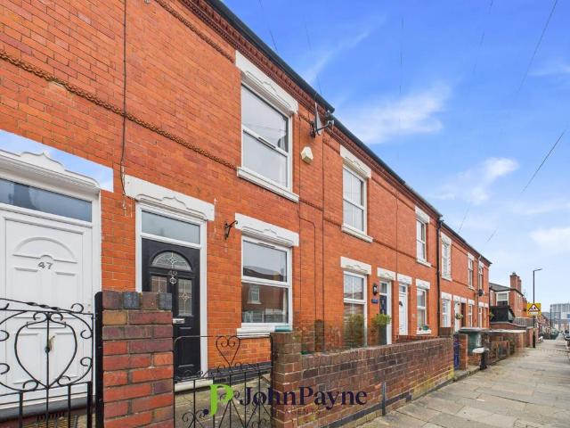 Kingston Road, Earlsdon, Coventry, CV5 2 bed terraced house to rent £1,050 pcm £242 pw