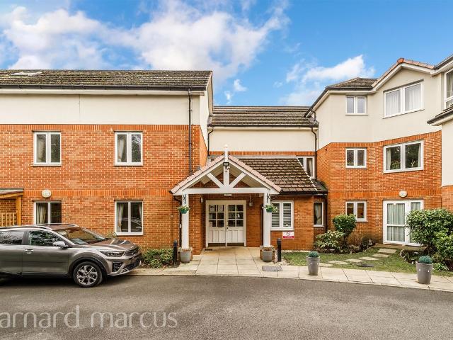Kingston Road, Epsom KT19, 1 bed flat to rent, £1,300 pcm | PrimeLocation