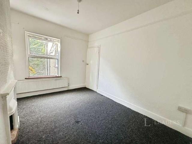 Kingston Road, Luton, Bedfordshire, LU2