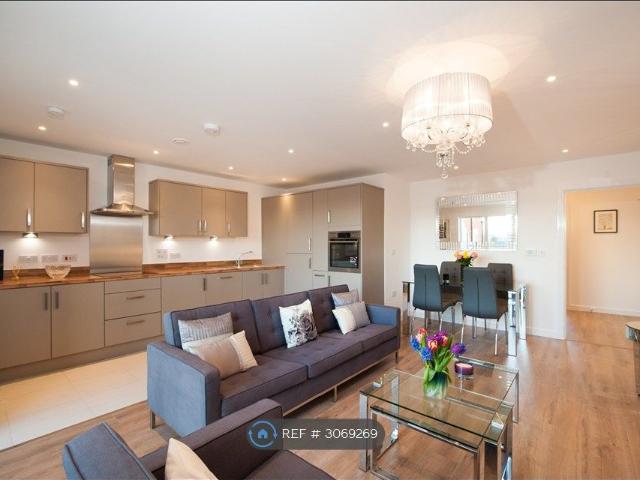 Kingston Road, London SW20, 2 bed flat to rent, £2,400 pcm | PrimeLocation