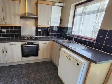Kingston Road, Loxford, London, IG1 1JS, United Kingdom | 4 bed house for rent #139266293 | Rentberry