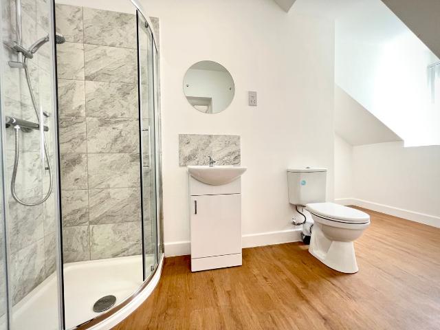 Kingston Road, Teddington TW11, Studio to rent, £1,260 pcm | PrimeLocation