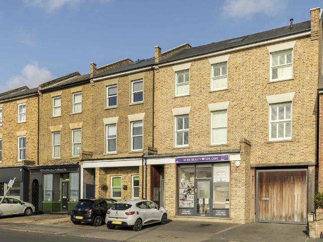 Kingston Road, Wimbledon SW19, 1 bed flat to rent, £2,200 pcm | PrimeLocation
