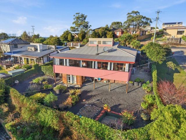 Kingston Surprisingly Spacious, Seriously Private And Under $750,000