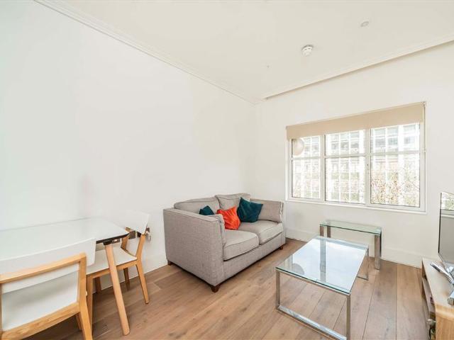 Kingsway, Fitzrovia & Covent Garden WC2B, 1 bed flat to rent, £3,575 pcm | PrimeLocation