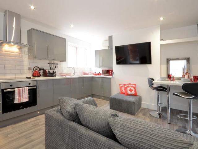 Kingsway North, York YO30 1 bed in a house share to rent £758 pcm £175 pw