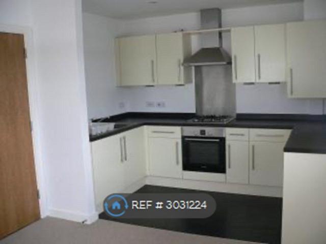 Kingsway South, Warrington WA4, 2 bed flat to rent, £750 pcm | PrimeLocation