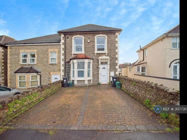 Kingswood, Bristol, BS15 2 bed flat to rent £1,300 pcm £300 pw