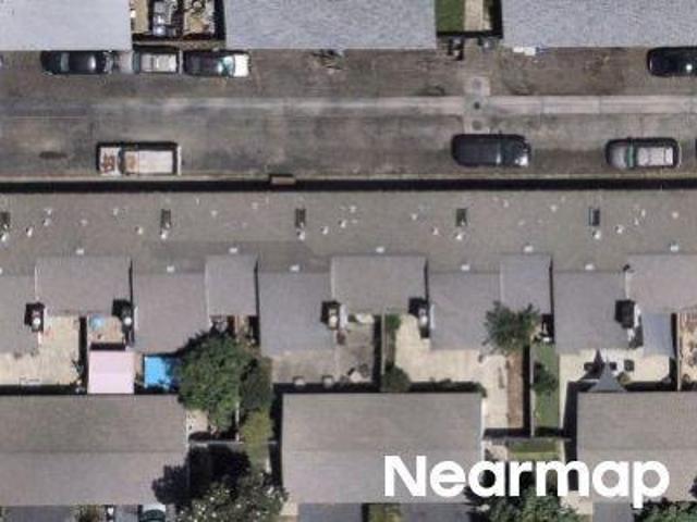Kingswood Dr Apt