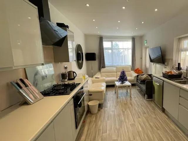 78 Kingswood Road, Manchester, M14 6SA, United Kingdom | 7 bed townhouse for rent #16539026 | Rentberry