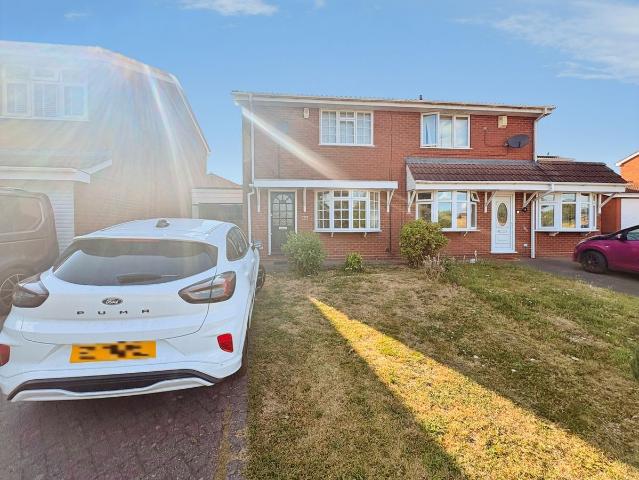 Kington Close, Willenhall, West Midlands WV12, 3 bed semi detached house to rent, £1,250 pcm | PrimeLocation