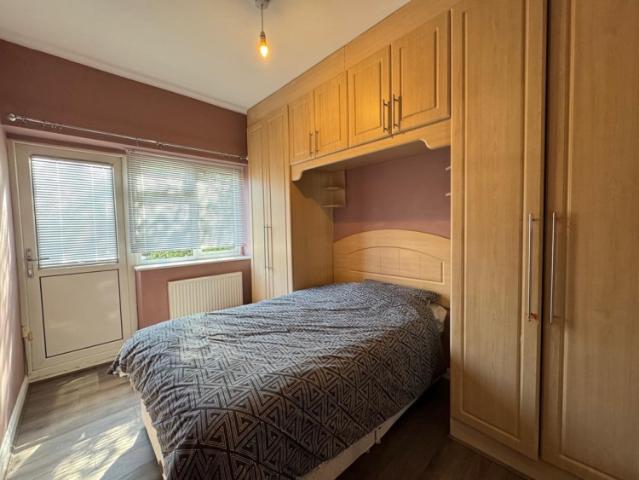 Kinloch Drive, NW9