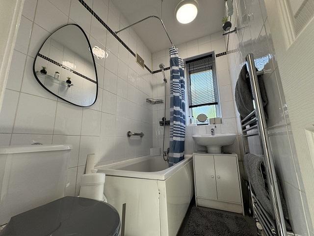 Kinnaird Road, Sheffield, S5 2 bed semi detached house to rent £900 pcm £208 pw