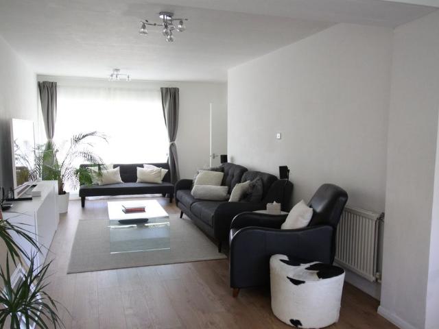 Kidbrooke Grove, London SE3, 4 bed semi detached house to rent, £3,950 pcm | PrimeLocation