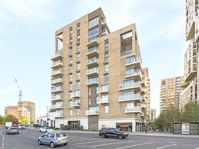 Kidbrooke Park Road, Kidbrooke. 2 bed apartment to rent £2,450 pcm £565 pw