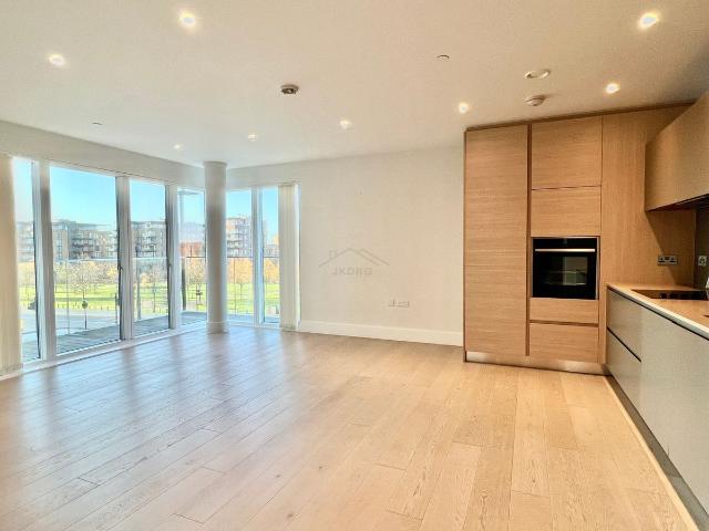 Kidbrooke Park Road, Kidbrooke SE3, 2 bed flat to rent, £2,300 pcm | PrimeLocation
