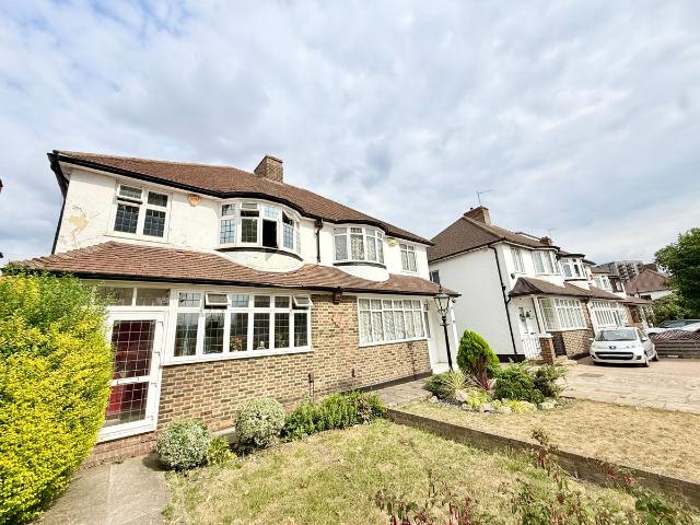 Kidbrooke Park Road, Kidbrooke SE3, 4 bed semi detached house to rent, £2,500 pcm | PrimeLocation