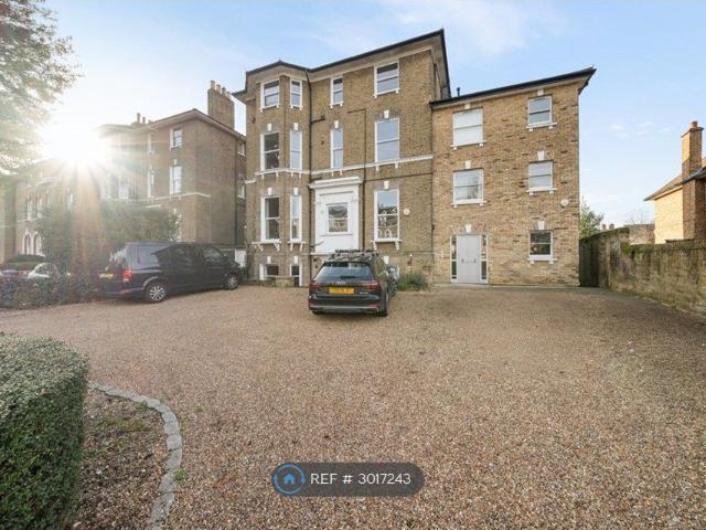 Kidbrooke Park Road, London SE3, 3 bed flat to rent, £2,500 pcm | PrimeLocation