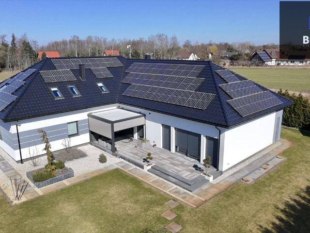Luksusowy dom 6 pokoi, ogrzewanie podłogowe, klimatyzacja