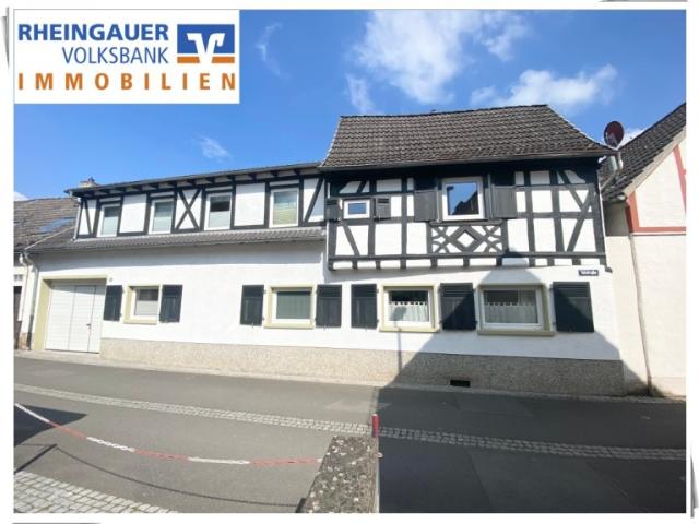 Kiedrich: Einfamilienhaus mit Einliegerwohnung in ruhiger Anliegerstraße