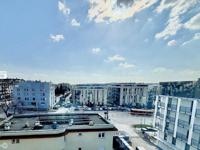 Kielce Centrum 2 pokoje z balkonem i komórką