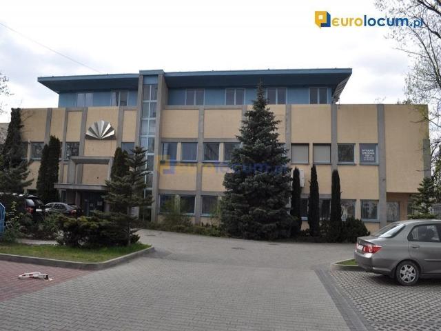 Do sprzedania przestronny lokal biurowy 1003 m² z pełnym wyposażeniem