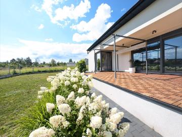 Nowoczesny dom 168 m² z garażem i dużym potencjałem