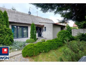Urokliwy dom 3 pok. z ogródkiem, gotowy do zamieszkania
