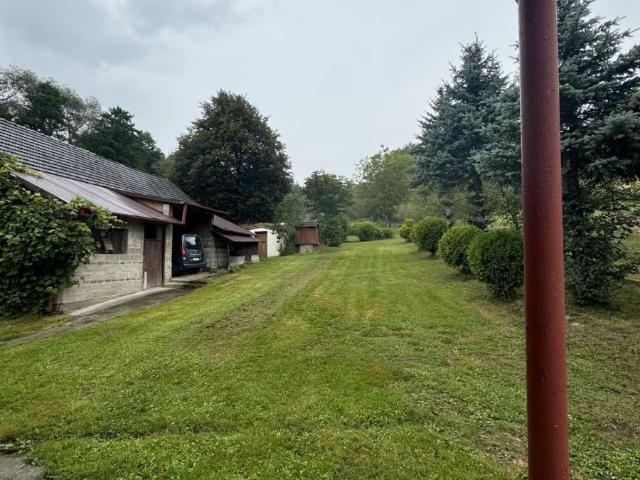 Do sprzedania dom wolnostojący 100 m² na dużej działce 44 ar