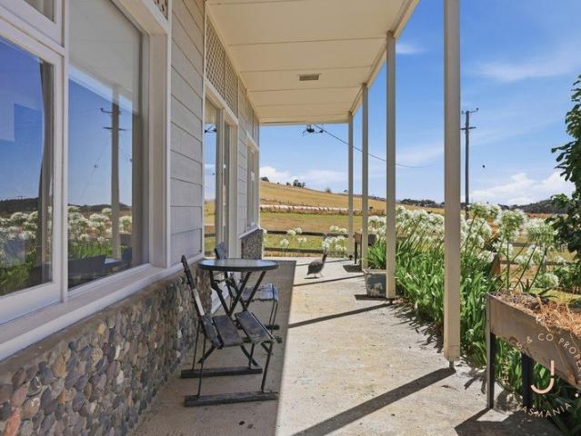 Kilbarra Country Character, Coastal Lifestyle & Nearly 19 Acres