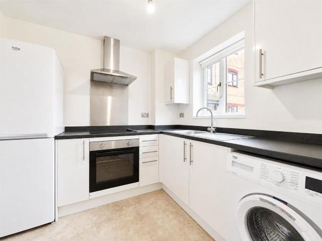 Kilberry Close, Isleworth TW7, Studio to rent, £1,200 pcm | PrimeLocation