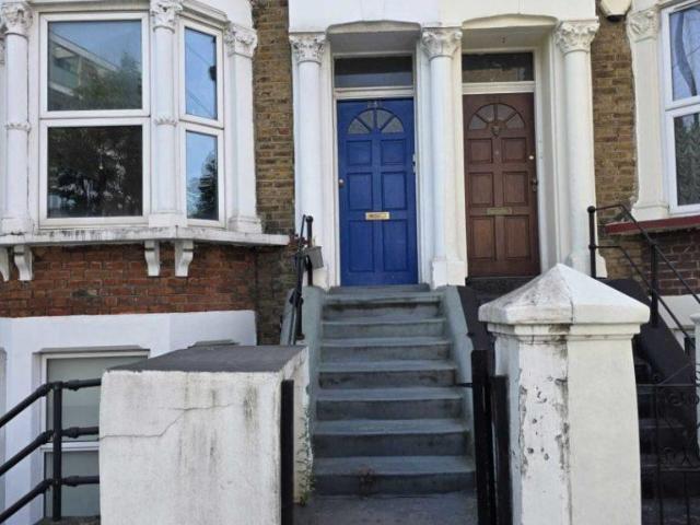 Kilburn – 2 Bedrooms Flat 2 bed flat to rent £2,448 pcm £565 pw