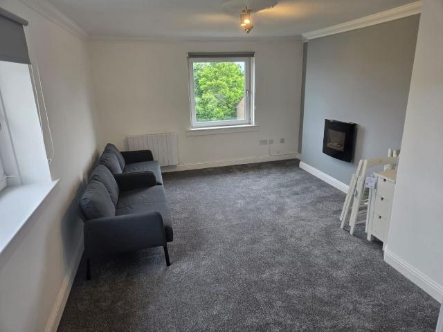 Kilcreggan View, East, Greenock PA15, 2 bed flat to rent, £695 pcm | PrimeLocation